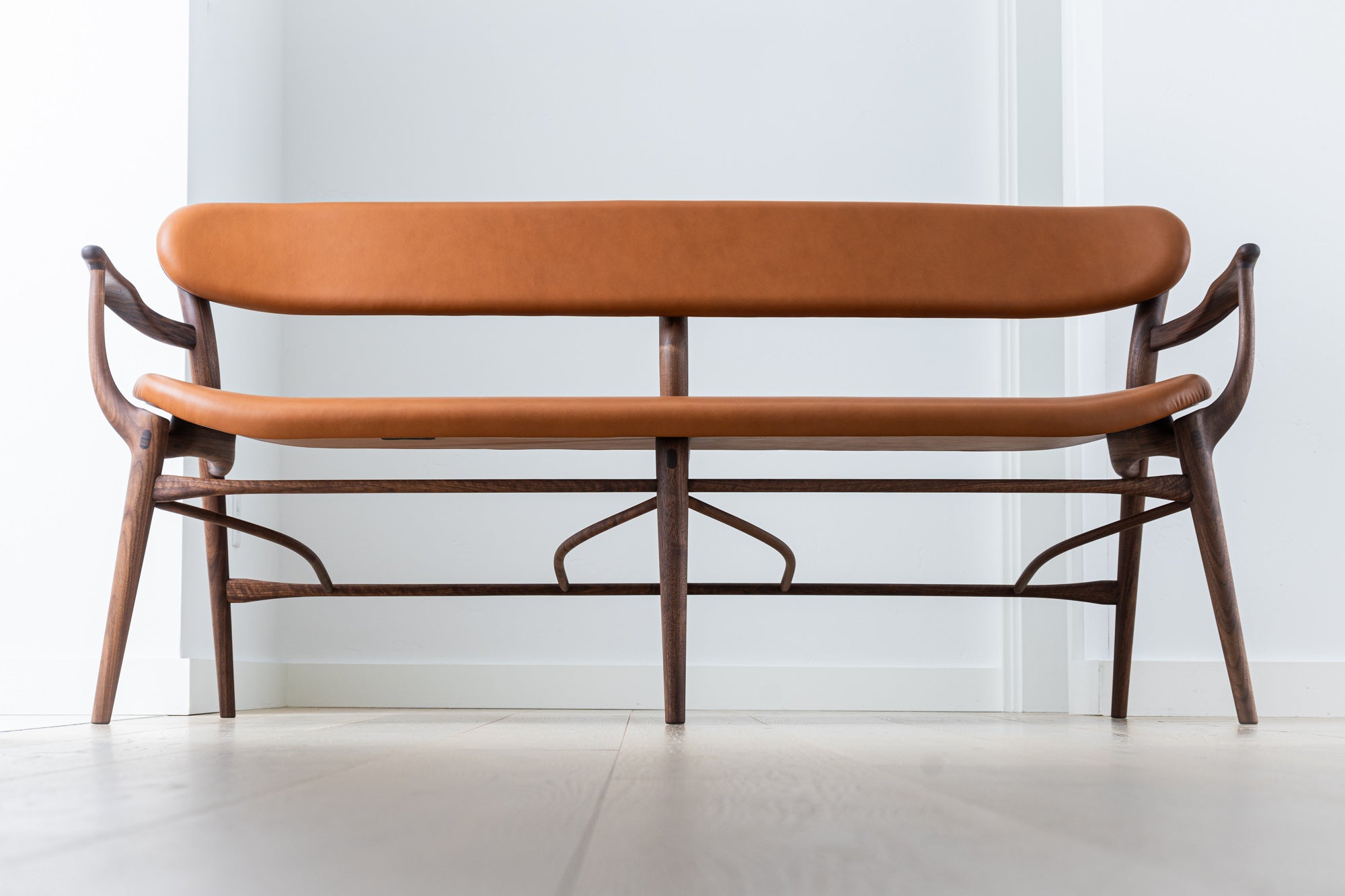 Fjoon Armed Settee