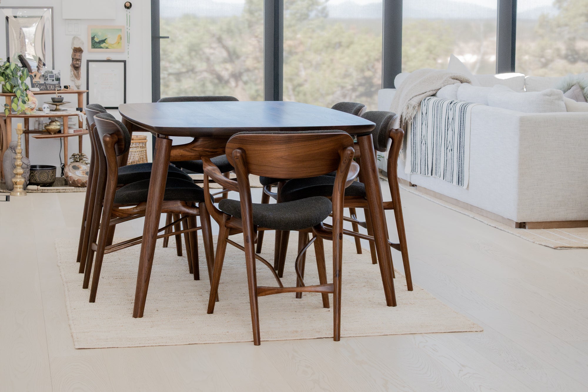 Fjoon Dining Table