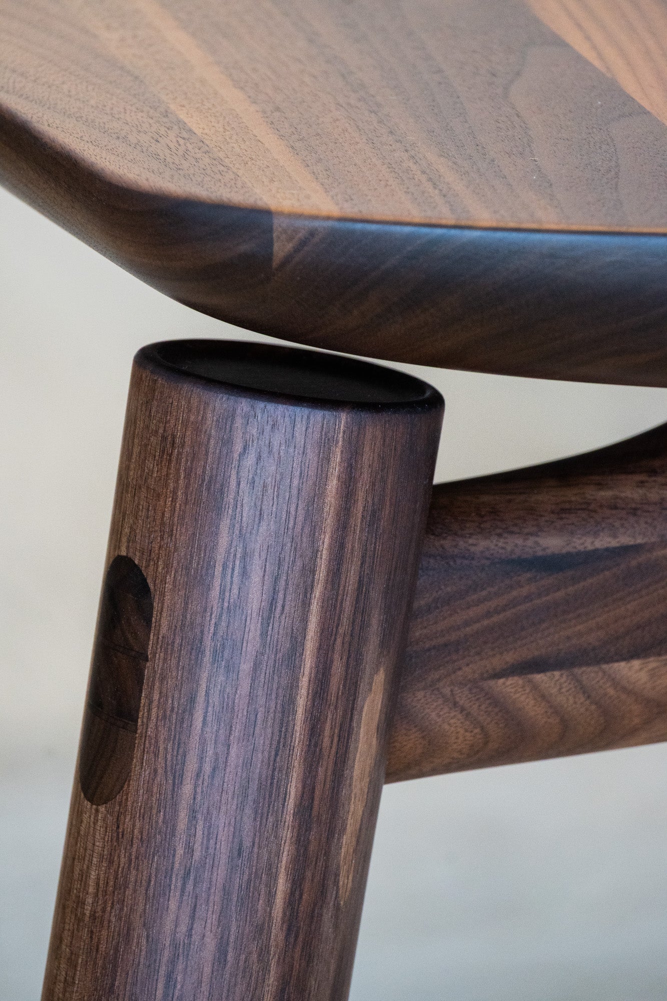 Fjoon Dining Table