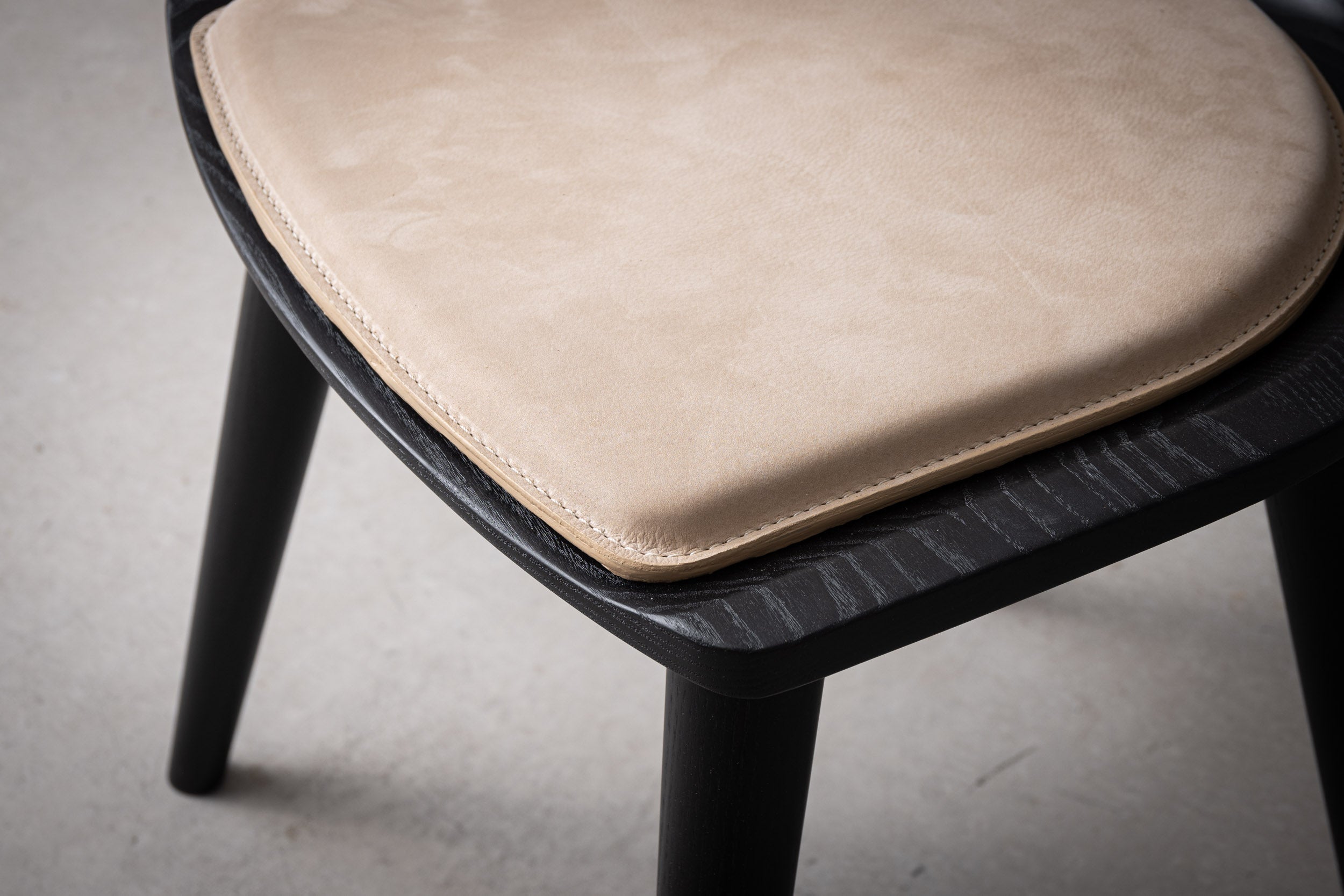 Oxbend Chair Seat Pad Leather – Fernweh Woodworking