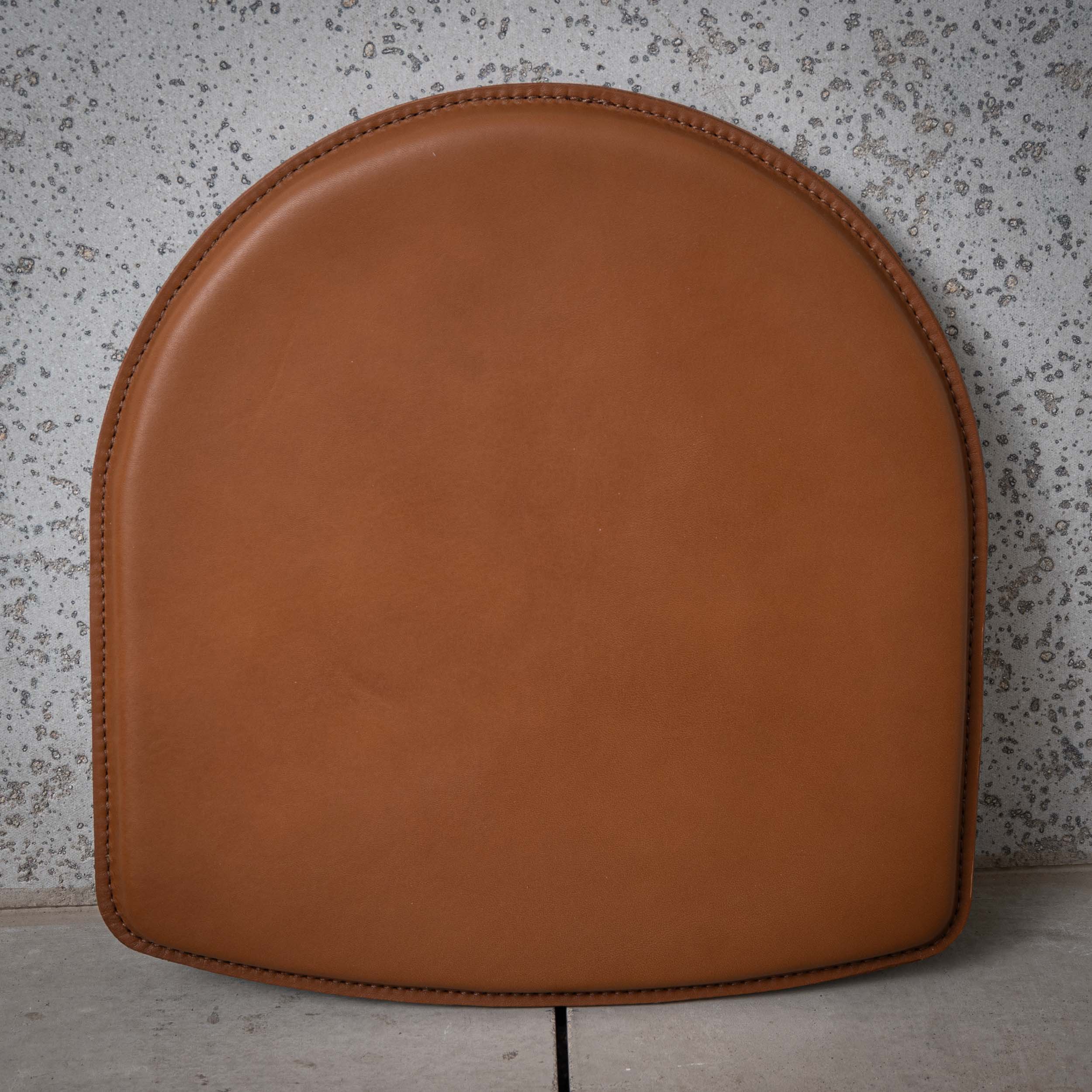 Oxbend Bench Seat Pad - Leather