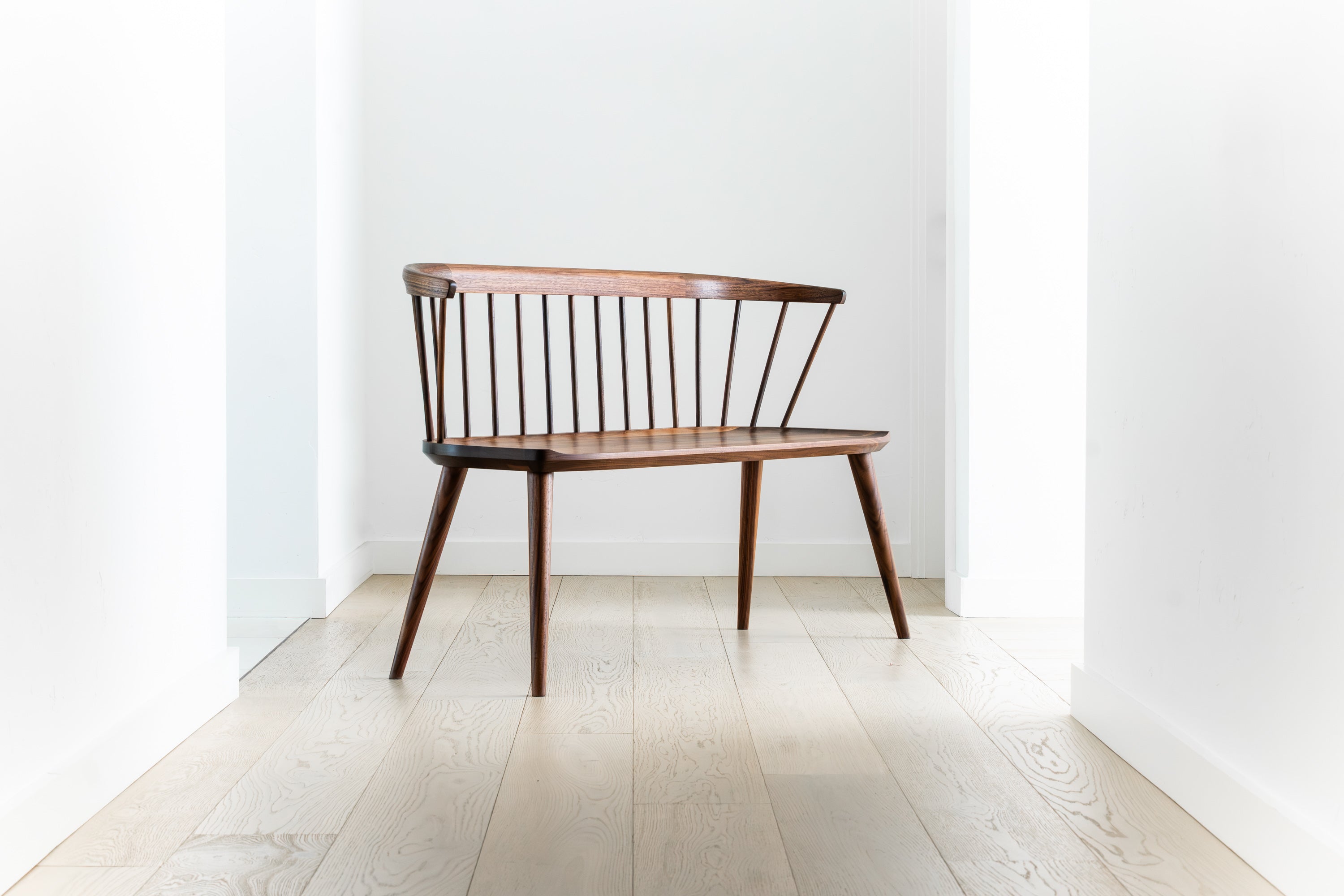 Oxbend Windsor Bench