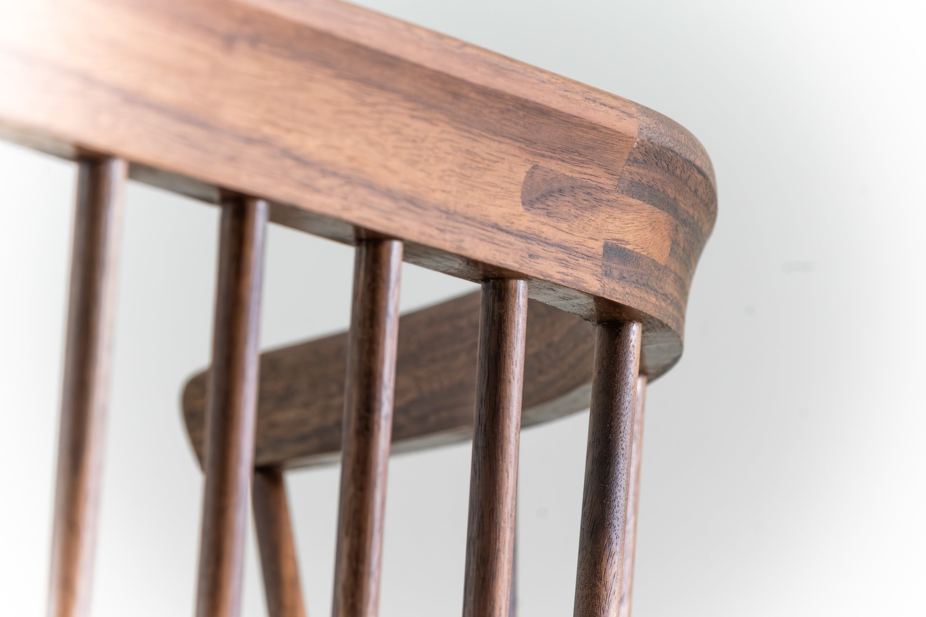 Oxbend Windsor Bench