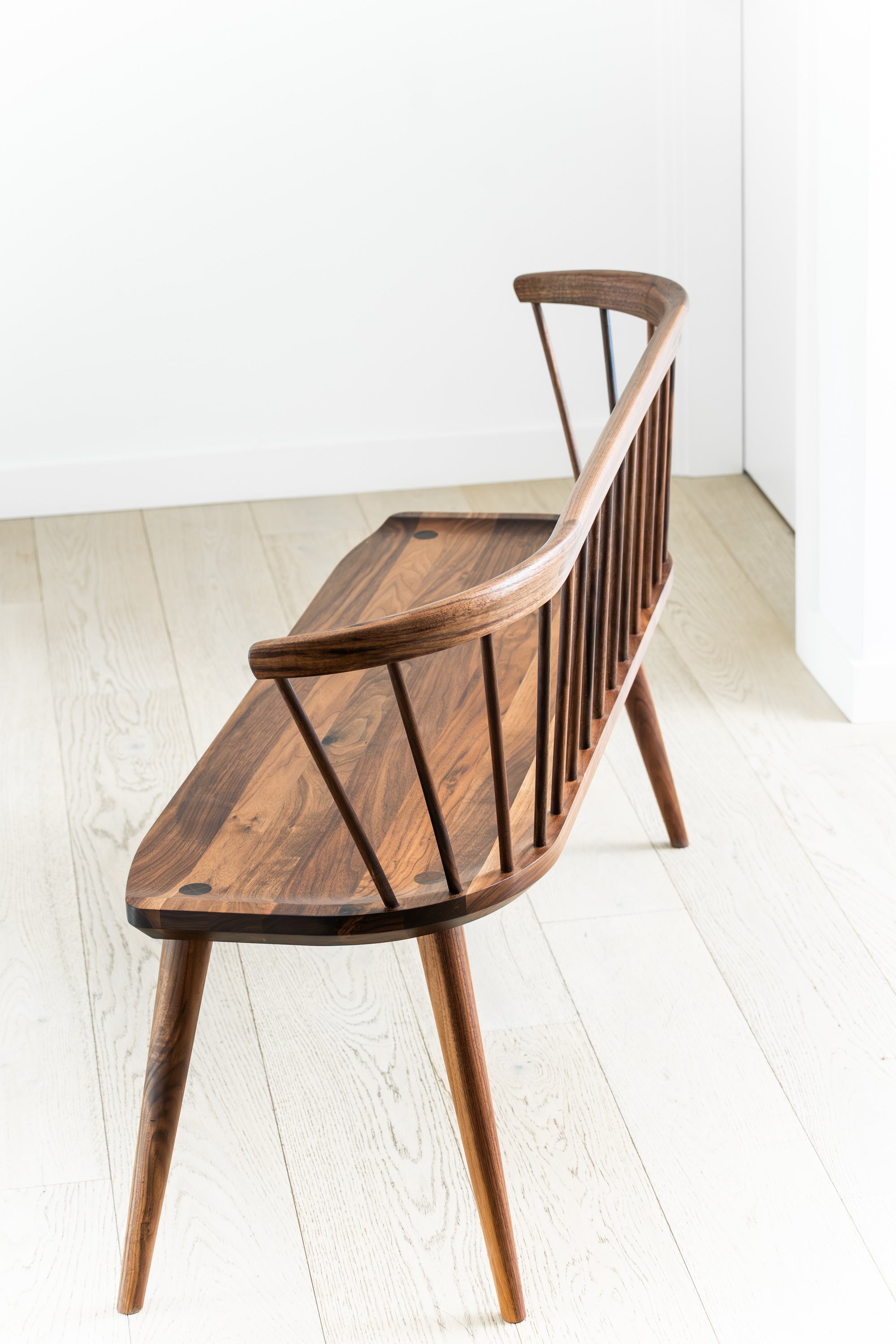 Oxbend Windsor Bench
