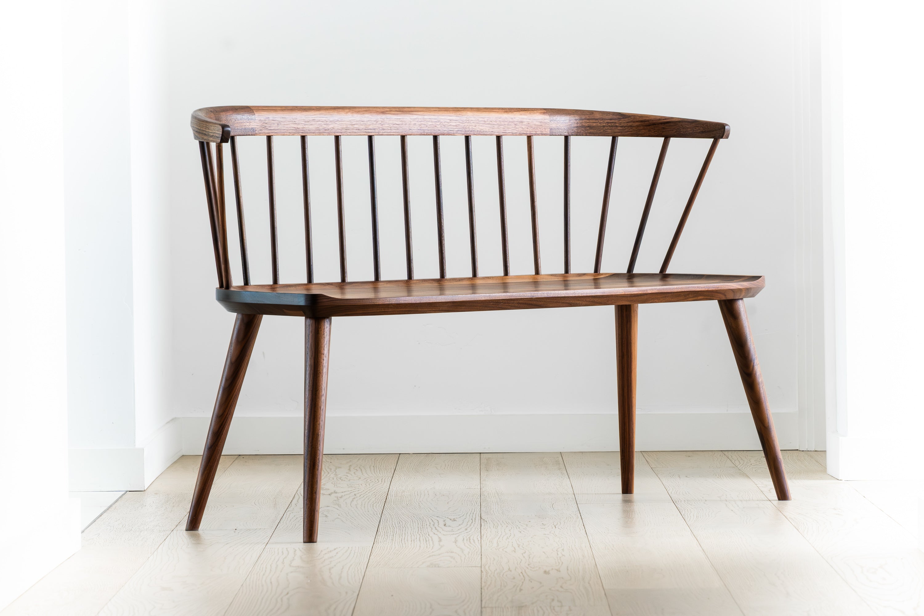 Oxbend Windsor Bench